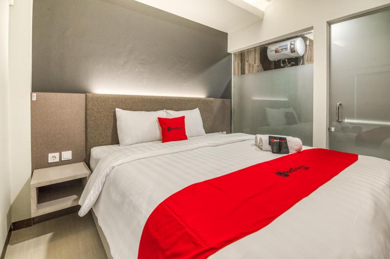 Reddoorz Plus Near Akademi Kepolisian Semarang 3 Dış mekan fotoğraf