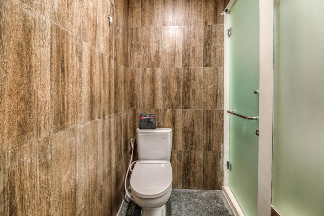 Reddoorz Plus Near Akademi Kepolisian Semarang 3 Dış mekan fotoğraf